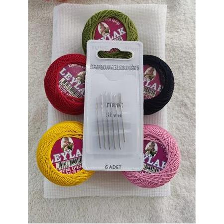 Etamin (Kanaviçe) Başlangıç Seti - 5 Parça Renkli İp + Etamin Kumaş + İğne Seti
